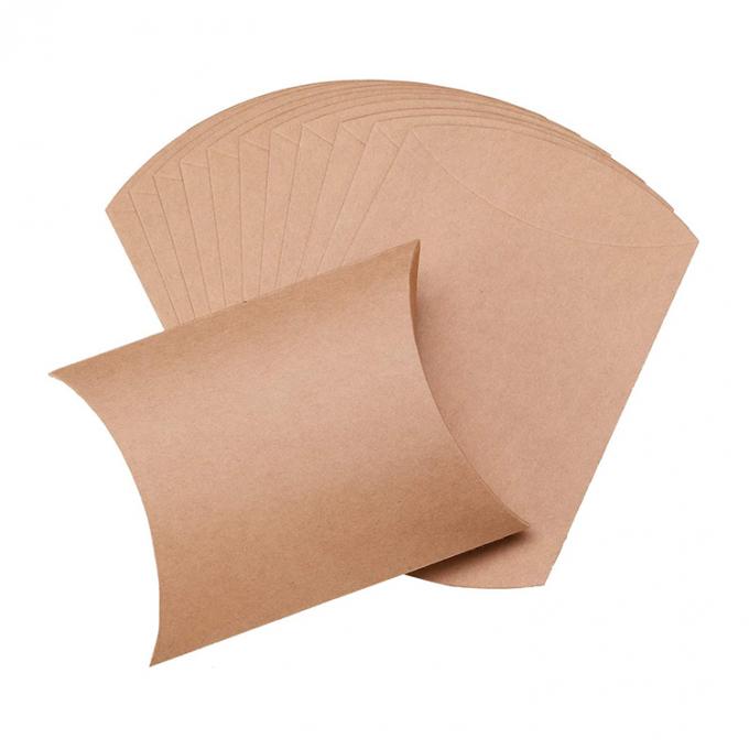 โลโก้ที่กําหนดเอง Heavy Duty Kraft Pillow Shape Candy Paper Box สําหรับการจัดเก็บของหวาน 6